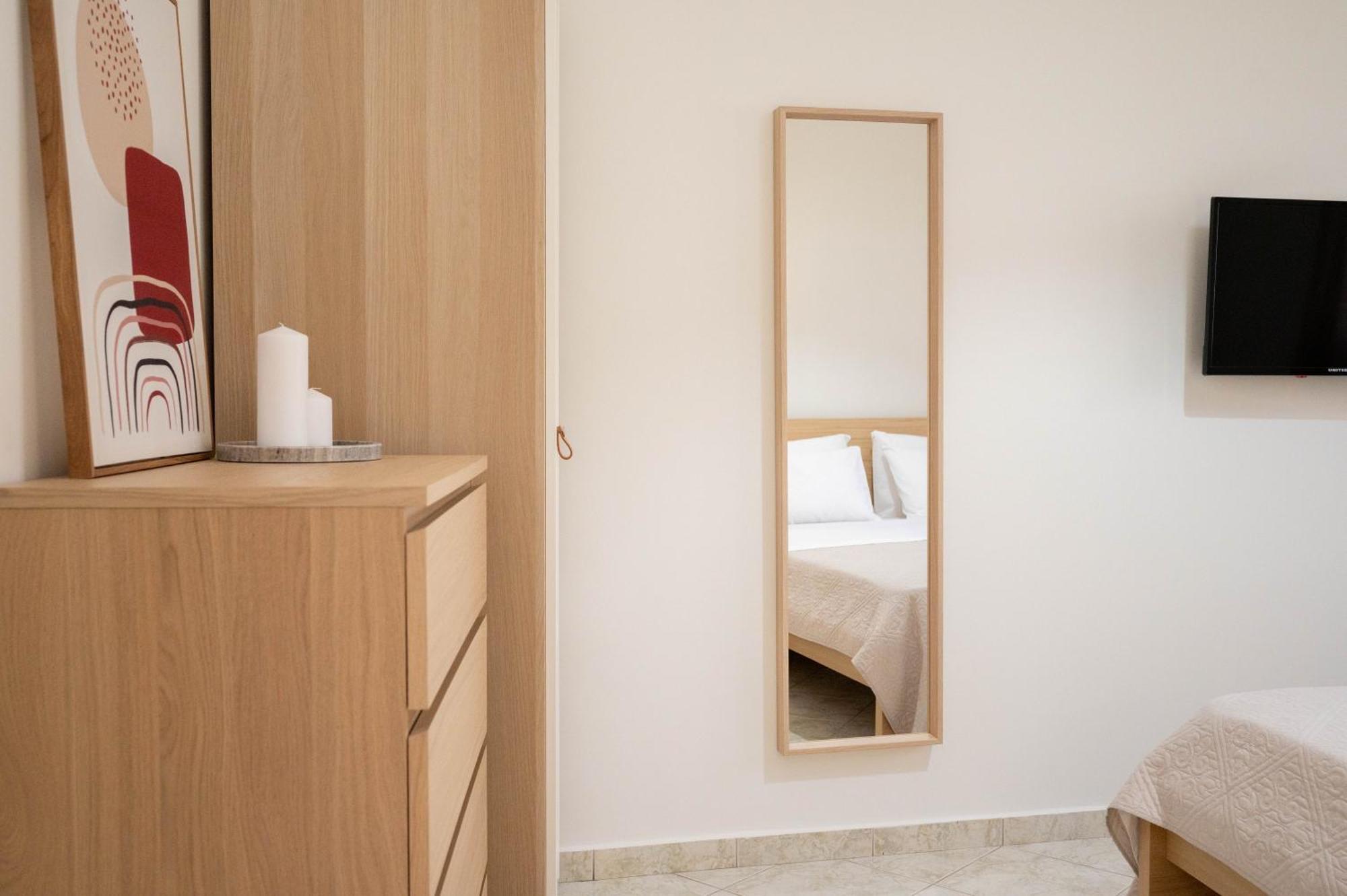 G&G Apartment Kiáton Eksteriør billede